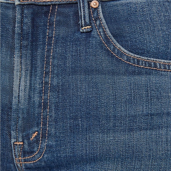 Mother Insider Crop Step Fray in Girl Crush - Picture 5 of 8